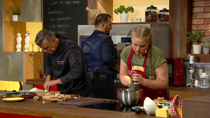 Martin Korbelič sa vrátil do školských čias pri krájaní cibule